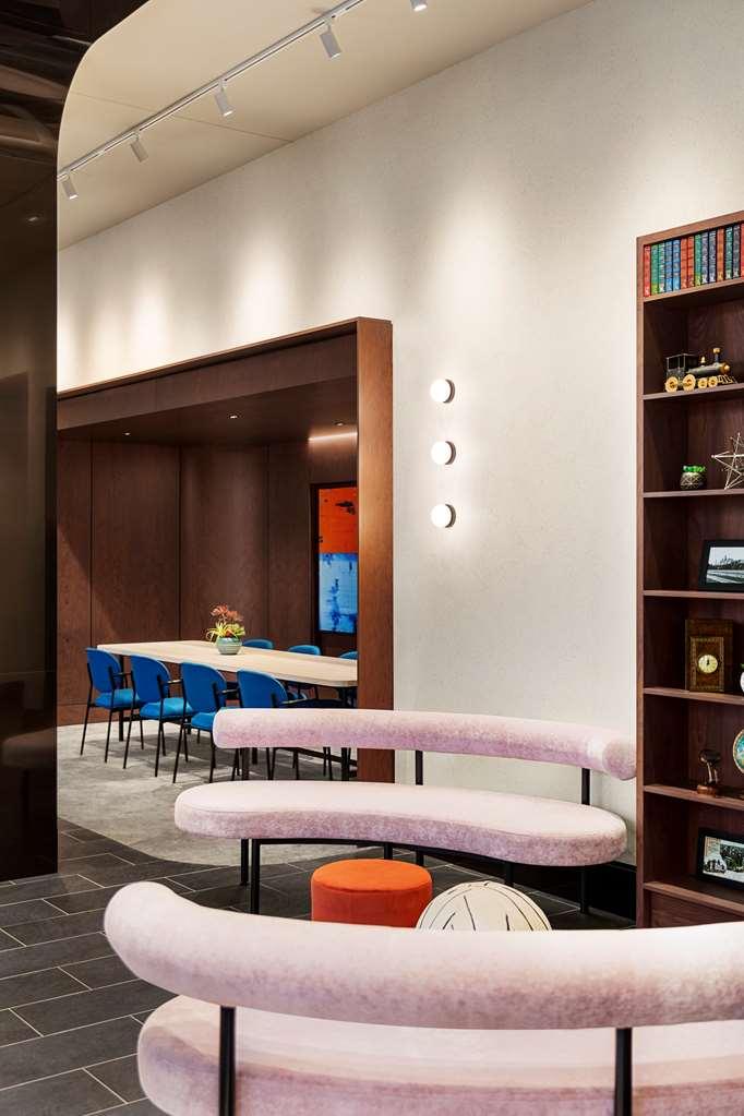 Hyatt Centric Montreal 호텔 내부 사진